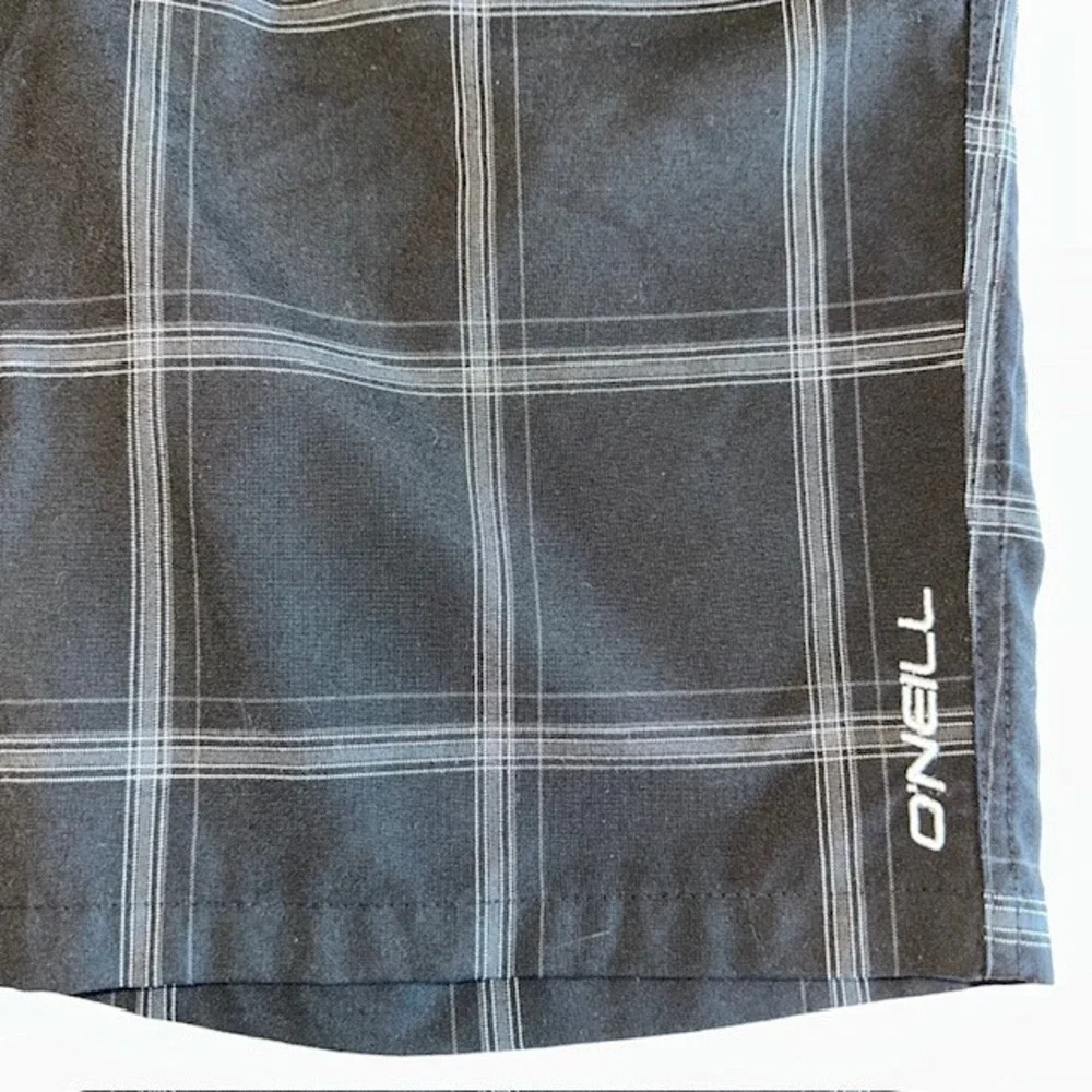 O'Neill Plaid Shorts Hybrid Casual Walk Black Size 32‎